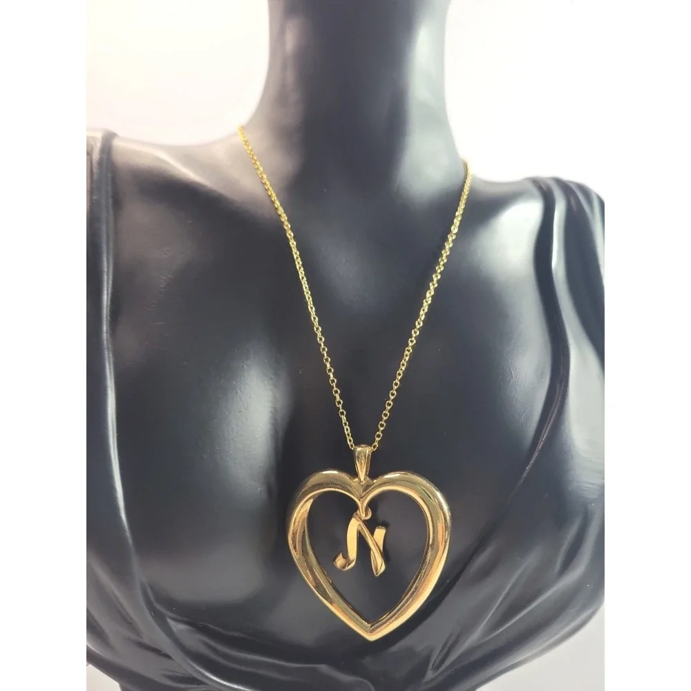 Avon Gold Tone Heart Initial N Pendant Necklace Open Heart Monogram Letter N Cha